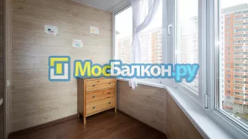 Отделка балкона и лоджии пластиковыми ПВХ панелями в Балашихе от компании МосБалкон