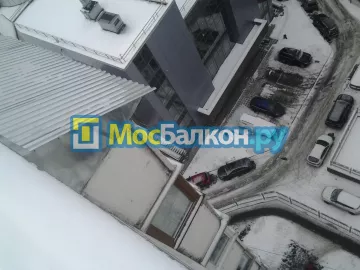 Крыша на балконе в Балашихе монтаж и ремонт по выгодной цене от МосБалкон