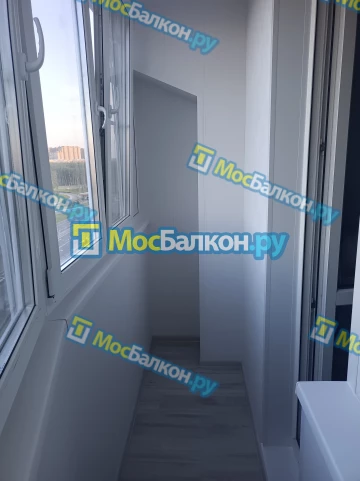 Отделка балкона и лоджии пластиковыми ПВХ панелями в Балашихе от компании МосБалкон