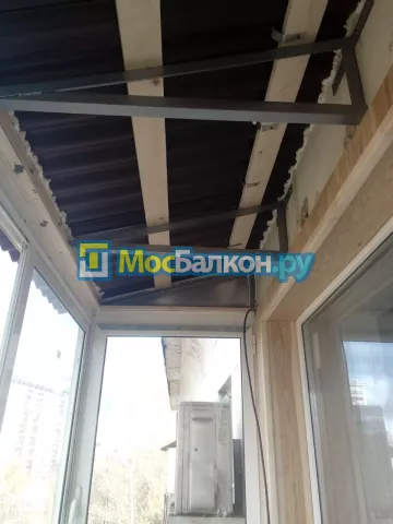 Крыша на балконе в Балашихе монтаж и ремонт по выгодной цене от МосБалкон