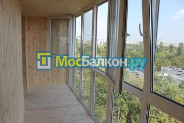Отделка балкона и лоджии пластиковыми ПВХ панелями в Балашихе от компании МосБалкон