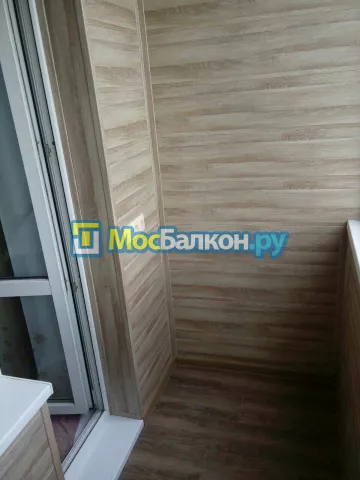 Отделка балкона и лоджии пластиковыми ПВХ панелями в Балашихе от компании МосБалкон