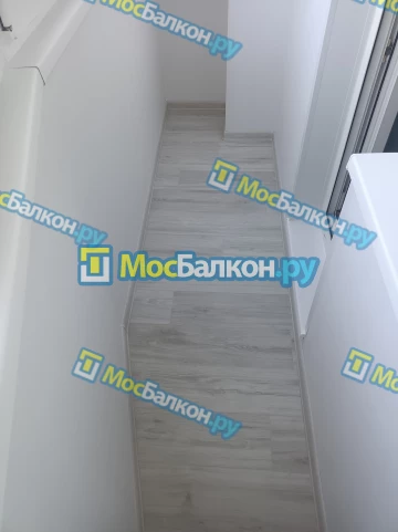 Отделка балкона и лоджии пластиковыми ПВХ панелями в Балашихе от компании МосБалкон