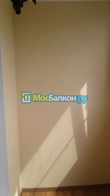 Отделка балкона и лоджии пластиковыми ПВХ панелями в Балашихе от компании МосБалкон